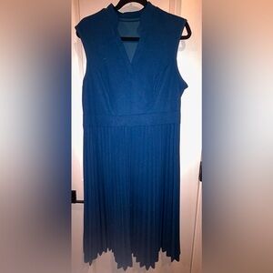 Elegant Blue Sleeveless Dress